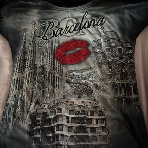 Barcelona Rhinestone Kiss Lips Shirt Y2K size M